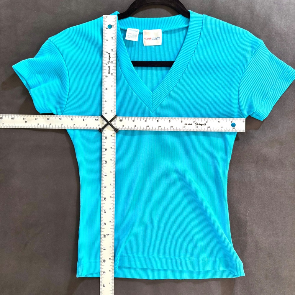 Styles To Go Turquoise Ribbed V-Neck Top - Picture 3 of 5